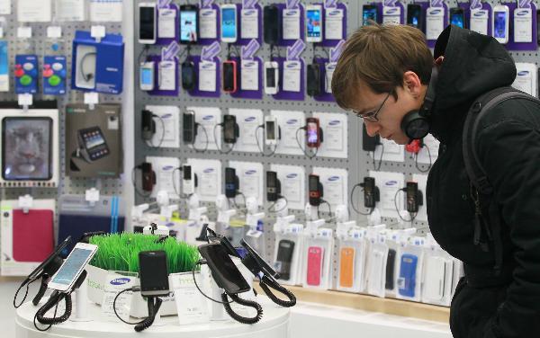 Магазины электроники запускают продажи подержанных смартфонов