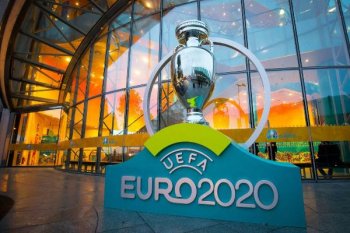 Число покупок по запросу «УЕФА» на eBay возросло на 261%
