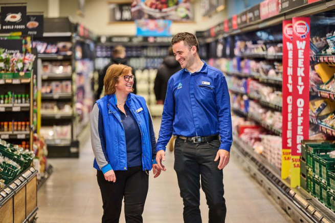 Aldi запустил рождественский набор персонала