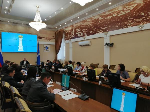 Ульяновские продавцы нелегальных сигарет подрывают борьбу с подростковым курением Ульяновские продавцы нелегальных сигарет подрывают борьбу с подростковым курением