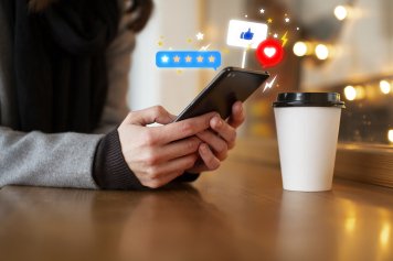 Какие отзывы оставляют покупатели на маркетплейсах и почему - опрос