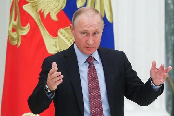 Путин выступил за упрощение системы налоговой отчетности для предпринимателей
