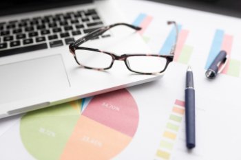 Nielsen обсуждает продажу своих активов в РФ Nielsen обсуждает продажу своих активов в РФ