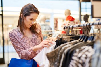 Порядка 80% fashion-ритейлеров в России ограничили программы своего развития