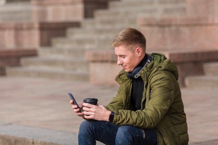 Российские мобильные операторы начали возвращать безлимитные тарифы