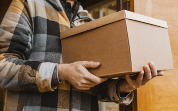 «Почта России» ускорила обработку частных отправлений на «Авито»