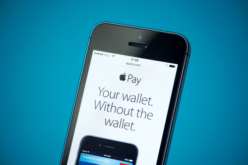 Приложение Apple Pay появится в России в начале октября