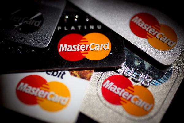 Mastercard: 22% россиян отказались от наличных в пандемию