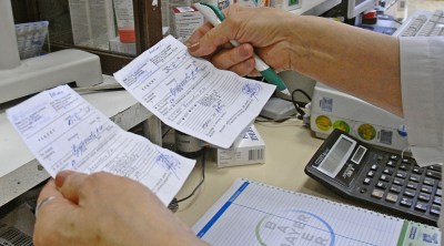 Правительство отказалось от запрета безрецептурного обращения спиртосодержащих препаратов