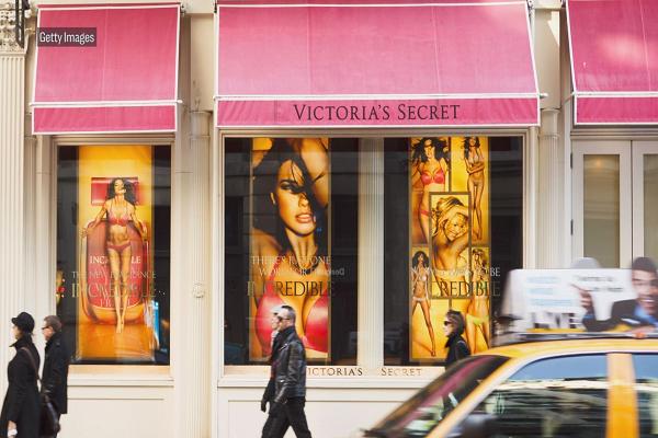 Исполнительный директор Victoria’s Secret ушел в отставку