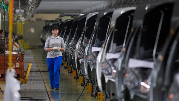 GM-АвтоВАЗ в 1-м квартале 2015 года снизил производство автомобилей на 28% 