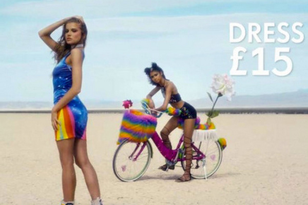 Рекламный ролик с юными моделями в пустыне попал под запрет в Британии