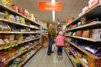 Продуктовая корзина в кризис – от чего отказываются, на чем экономят?
