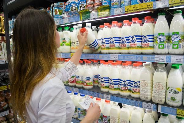 Молочный союз пожаловался в ФАС на наценки до 150% на продукты в ритейле