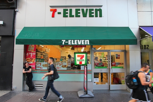 Продуктовая сеть 7-Eleven запустила беспилотную доставку