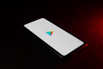 Google Play исключил из каталога приложения «Макс» и VK Google Play исключил из каталога приложения «Макс» и VK