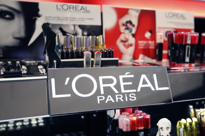 L’Oreal приобретет три косметических бренда