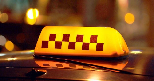 Агрегаторы такси предупредили о проблемах при оплате через Apple Pay и Google Pay
