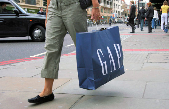 Gap закроет 175 магазинов 