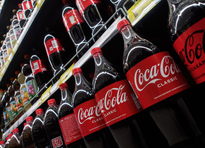 Coca-Cola сохранила лидерство по продажам газировок в России