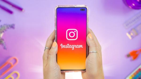Instagram начал развивать блог с подсказками для бизнеса