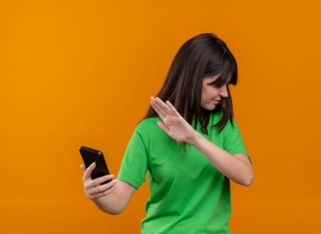 В Новой Зеландии могут запретить пользоваться соцсетями детям