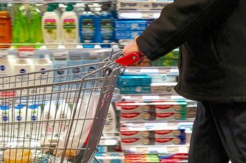 ФАС проверит условия договоров на поставку продовольствия в розницу