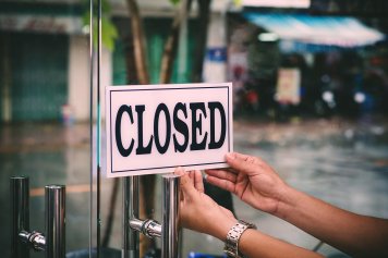 Во втором квартале 2025 года fashion-бренды стали активнее закрывать магазины
