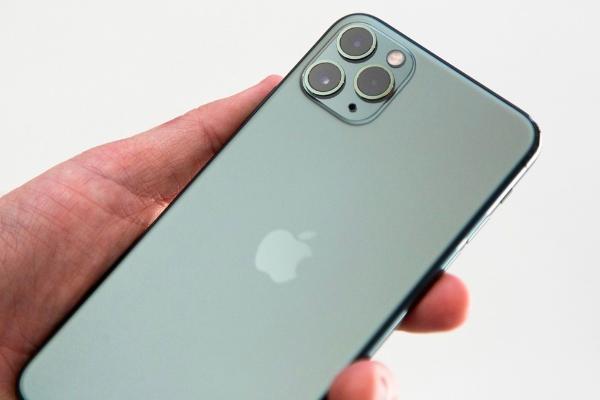 Подписку на iPhone запустили в РФ