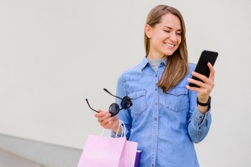 Авито: россияне тратят на весенних распродажах около 18 тыс. рублей