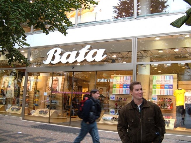Чешская обувная сеть Bata выходит в Россию