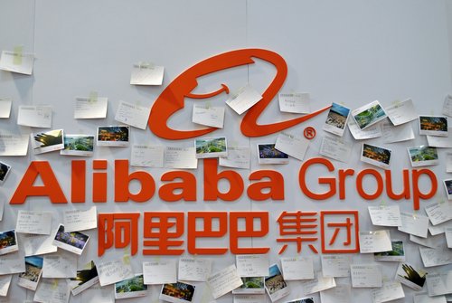 Alibaba купит долю в китайской Sanjiang Shopping Club