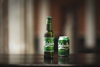 Carlsberg временно остановил производство пива под своим брендом в РФ