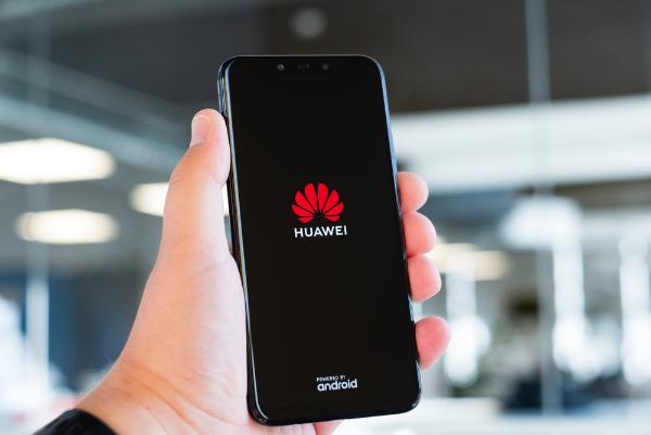 Huawei планирует продать свой бизнес 5G