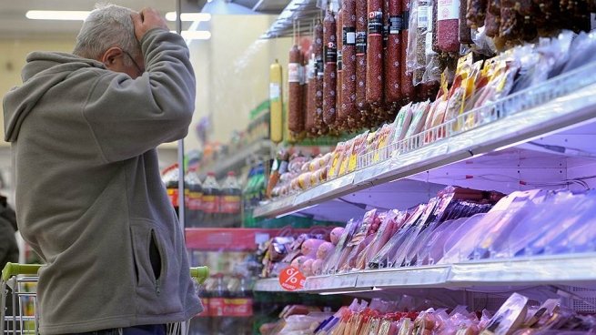 Россияне пожаловались на скудный ассортимент из-за протестов дальнобойщиков