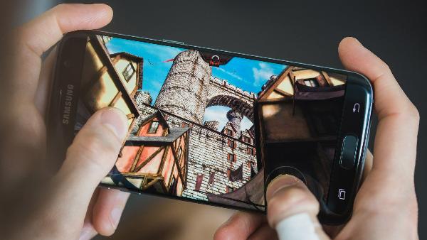 AliExpress Россия: спрос на товары для мобильного гейминга вырос в 4,3 раза AliExpress Россия: спрос на товары для мобильного гейминга вырос в 4,3 раза