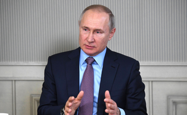 Путин возложил на Запад вину за проблемы в мировой торговле