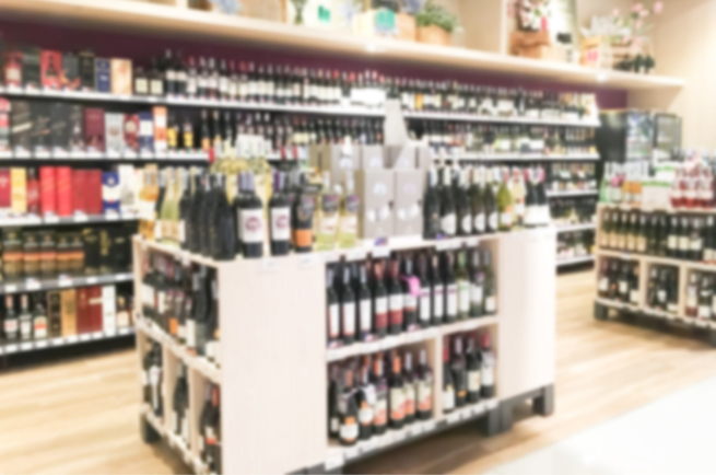 В РФ введут госпошлину за каждую точку с алкоголем в продаже В РФ введут госпошлину за каждую точку с алкоголем в продаже