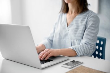 Как ритейлеру автоматизировать обучение продавцов с помощью ИИ