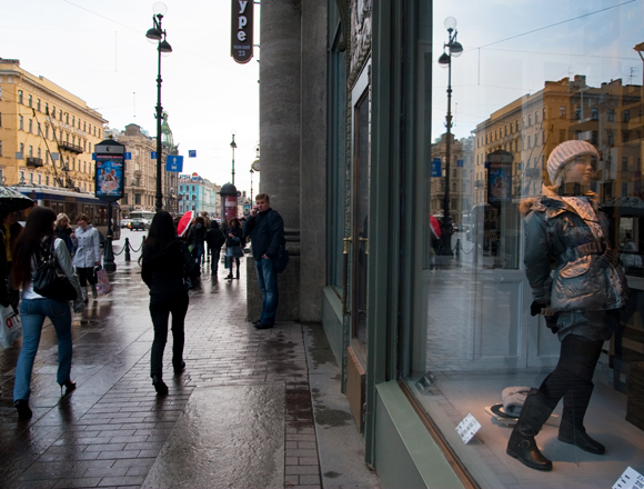 Уровень вакантности в стрит-ритейле на Невском проспекте составил 1,8%