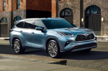 Авито Авто: число предложений авто с пробегом от 1,5 млн рублей выросло на треть