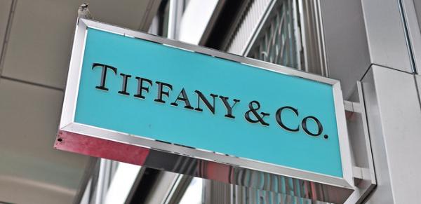 LVMH может выкупить акции Tiffany на падающем открытом рынке