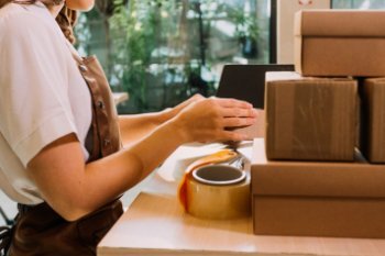 Сеть ПВЗ как инфраструктура роста: почему пункты выдачи стали основой e-commerce в России