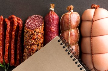 Эксперимент по маркировке мясных изделий могут продлить до конца августа