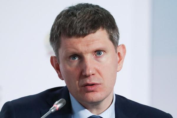 Министр экономики лично убедился в проблемах бизнеса при получении льготного кредита Министр экономики лично убедился в проблемах бизнеса при получении льготного кредита