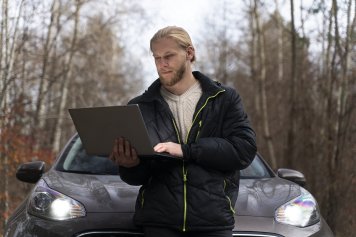 Какую роль блогеры играют при выборе автомобиля в России