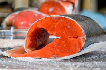 Торговец рыбой на Камчатке уклонился от уплаты 90 млн рублей налогов
