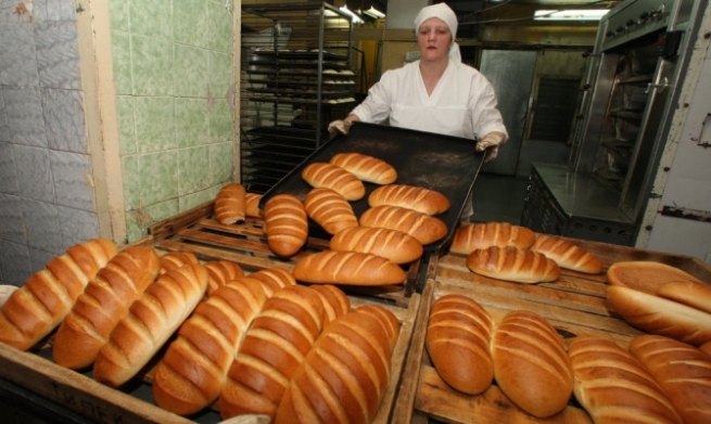 Один из крупнейших производителей хлеба снизил цены на продукцию на 30%