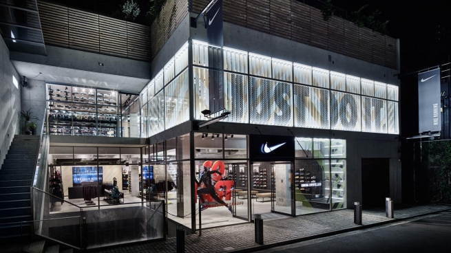 Чистая прибыль Nike выросла на 19%