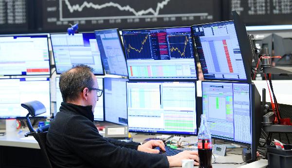 Бумаги Qiwi выросли более чем на 8% на новостях об отмене SPO Бумаги Qiwi выросли более чем на 8% на новостях об отмене SPO
